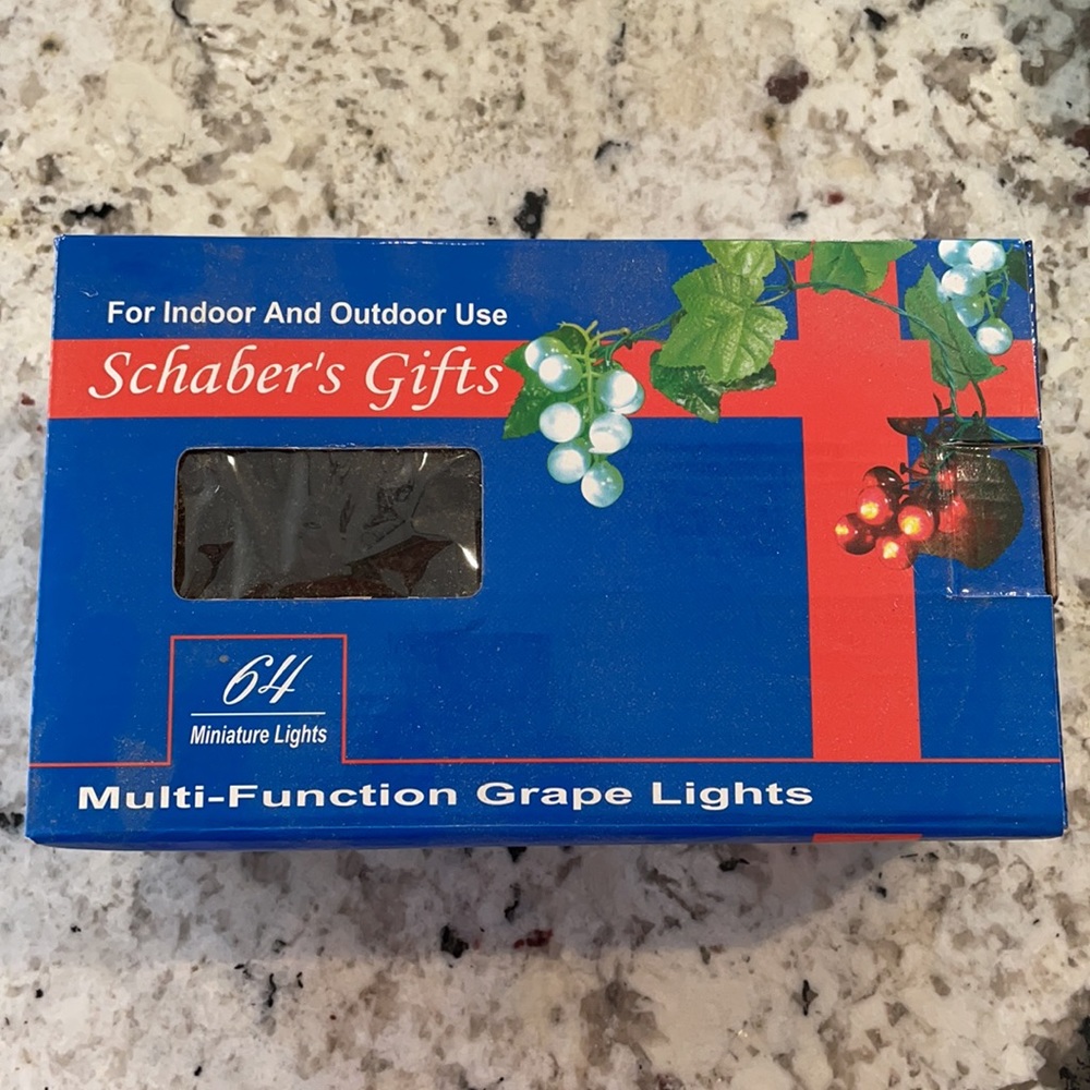 Grape Cluster String Lights (8ft) - Picture 4 of 7
